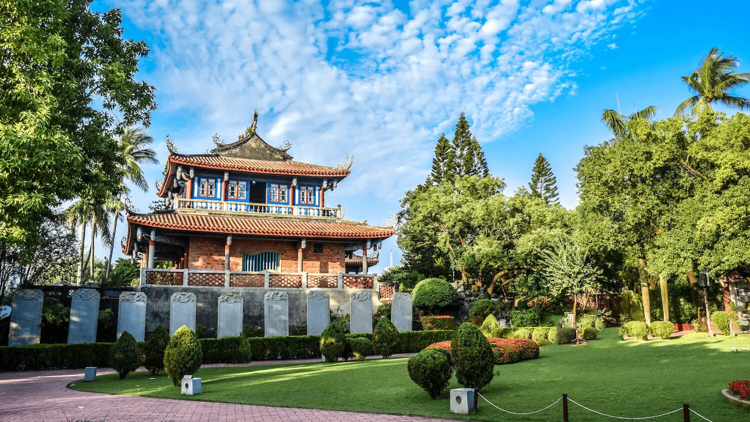 從蒂魯吉拉伯利到臺南的航班